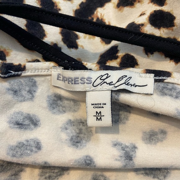 Express crop top - Picture 2 of 2